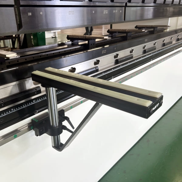 CNC Tandem Press Brakes CNC Tandem Press Brakes